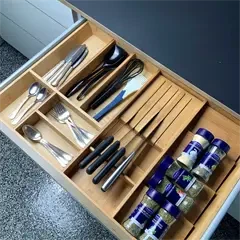 Bestikindsats til 80 cm skuffe med krydderiholder og knivindsats